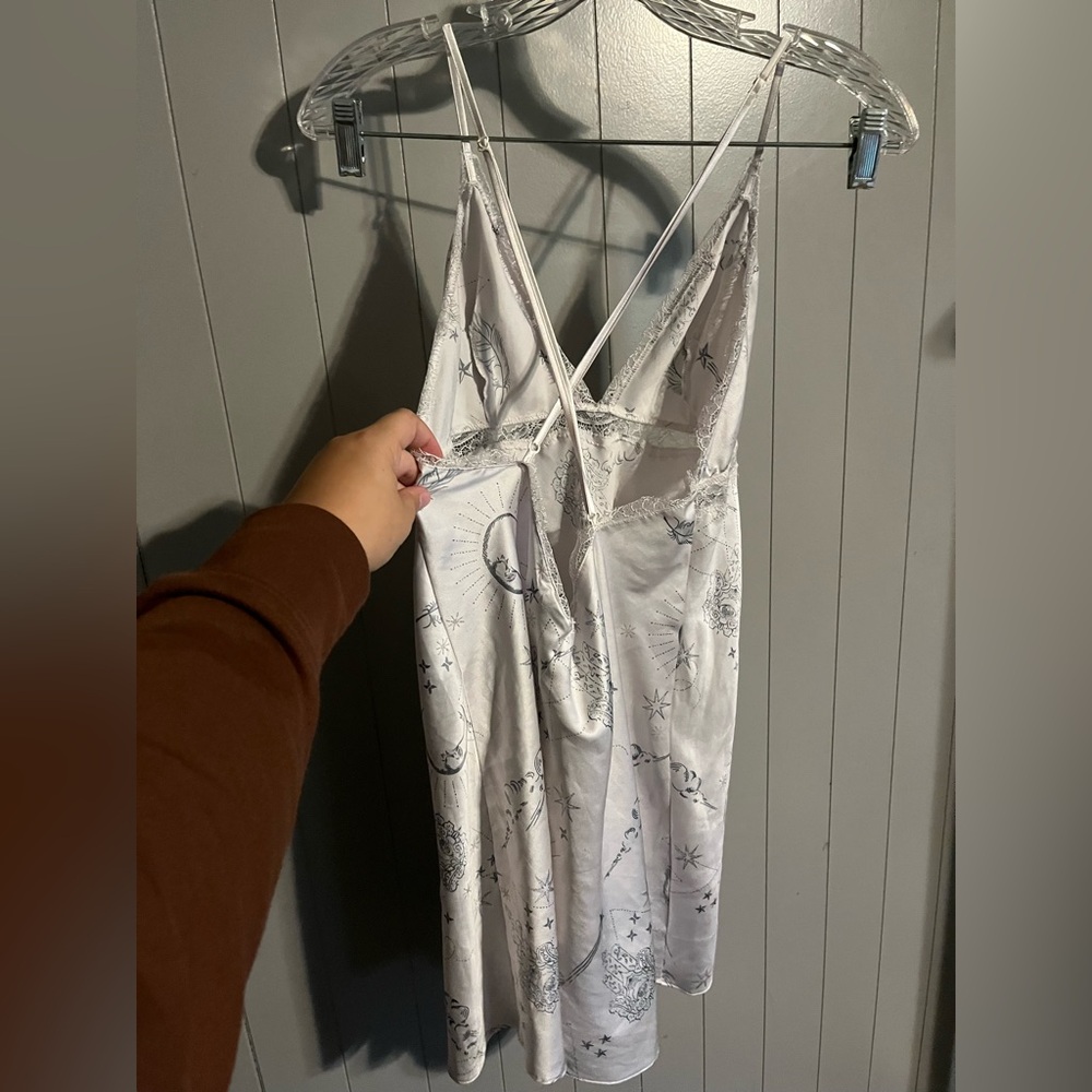 Victoria Secret Silk Nighty - Picture 2 of 3